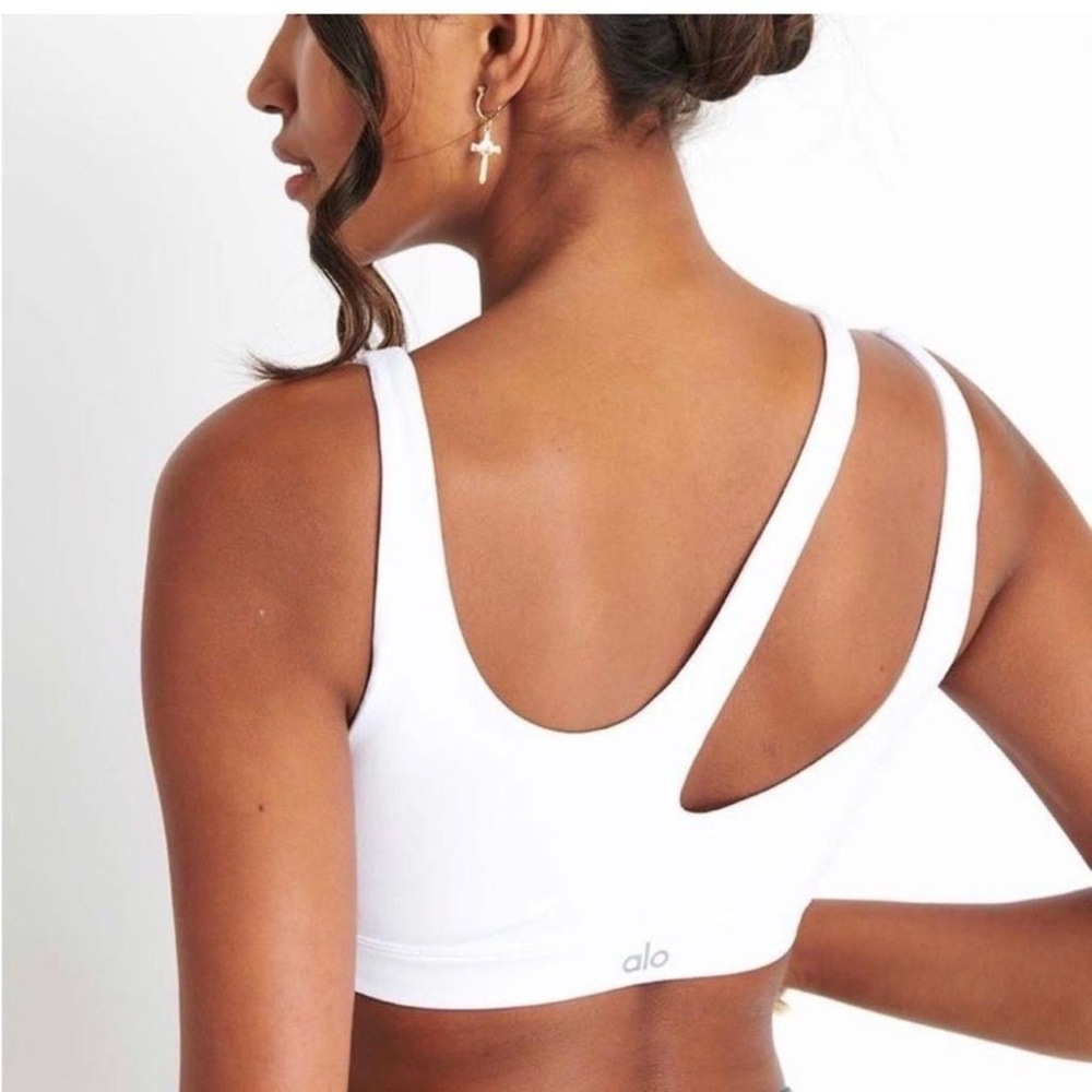 ALO Yoga White Asymmetrical Strappy Back Sports Bra